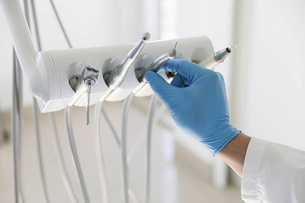 Professional Dental Crowns And Bridges technician working in Salt Creek Commons, IN